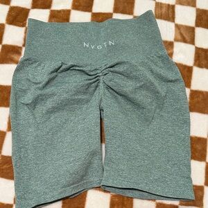 NVGTN Sage Green Scrunch-Back High-Waist Bike Shorts